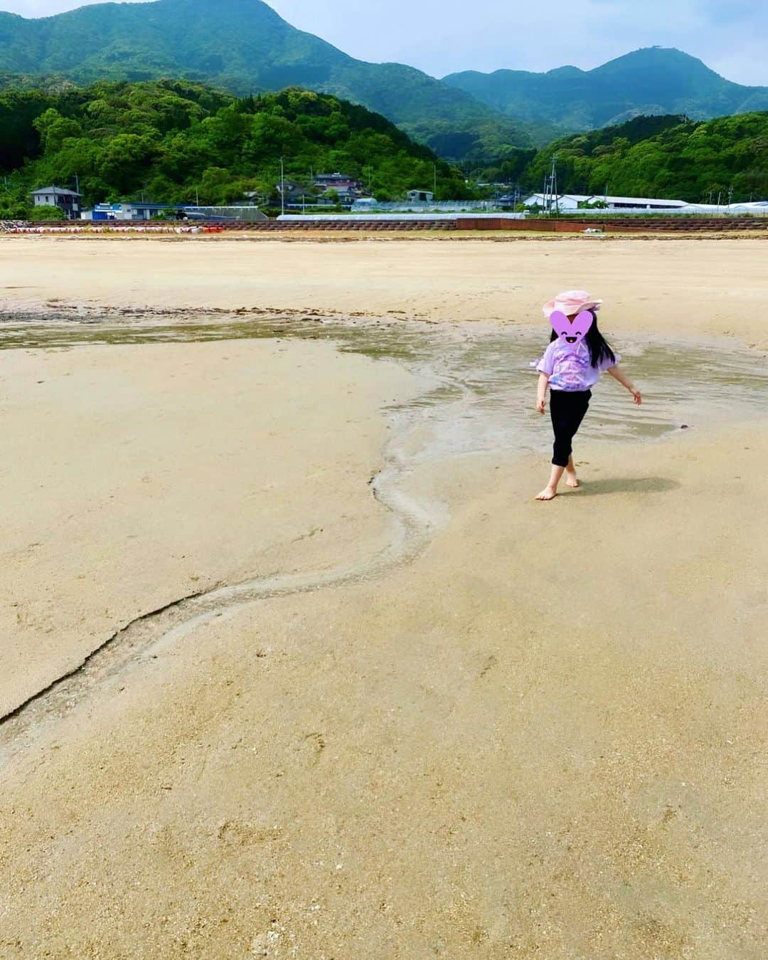 PINKYさんのインスタグラム写真 - (PINKYInstagram)「天草旅行🌈🐬✨  海に癒され、山に癒され、人に癒された素敵な旅でした🙏🌿✨  ・・・  #love #happy #family #momlife #parentslife #familytrip #天草 #野草の会 #イルカ #五足のくつ」5月3日 20時00分 - shanti_pinky_shanti