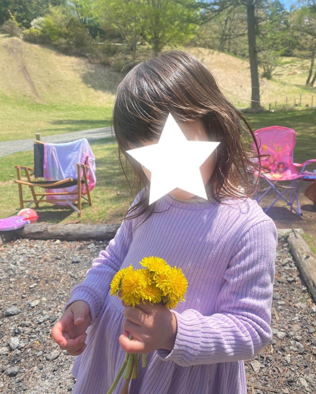 浅見れいなさんのインスタグラム写真 - (浅見れいなInstagram)「GW前半はキャンプへ⛺️  雨も降ったけけど、どんより気分の大人をよそに子供達はレインコートを着て雨も楽しんでました😂 子供達のなんでも楽しんでしまう姿は本当に尊敬🤲  パパ達がピザ窯でピザ焼いてくれたり、楽しいGW前半でした❣️  さて後半も思いっきり遊ぶぞー😆  皆様はどんなGWをお過ごしですか？？」5月3日 20時03分 - reina_asami