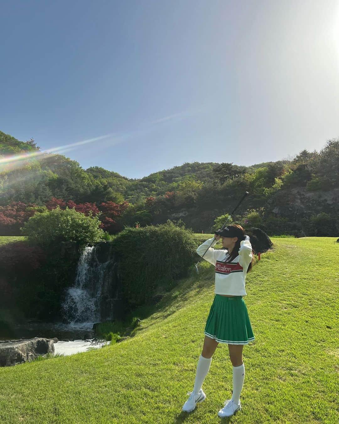 ヘリ さんのインスタグラム写真 - (ヘリ Instagram)「🌱⛳️💚」5月4日 2時58分 - hyeri_0609