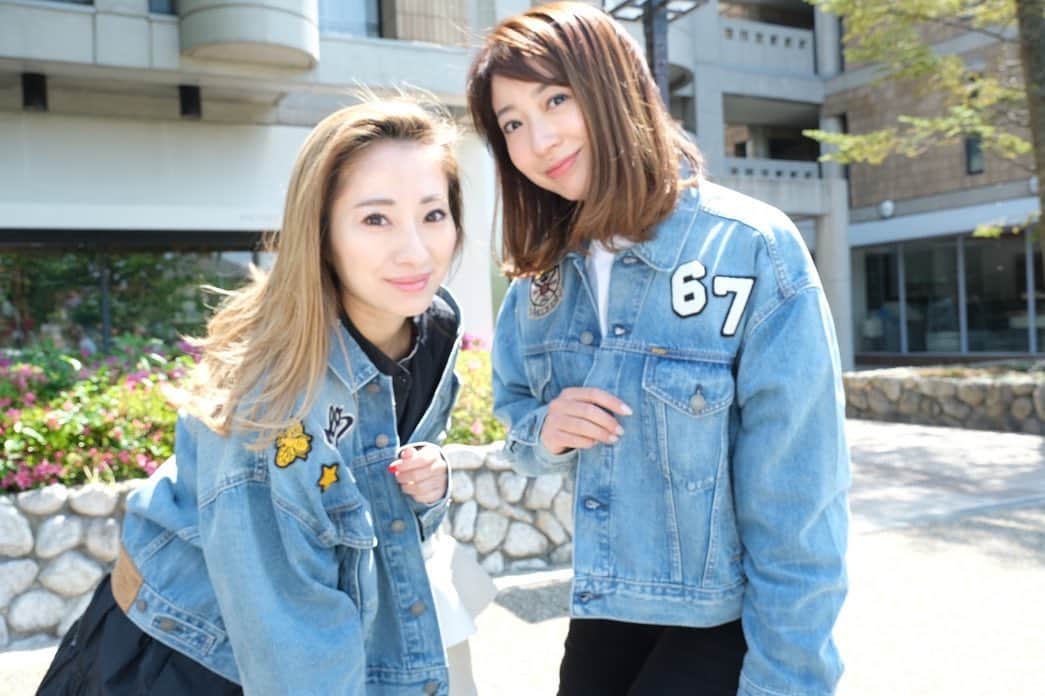 奥田順子さんのインスタグラム写真 - (奥田順子Instagram)「神戸大丸1階にて5/4〜5/10に開催される @poloralphlaurenのpop up！  CYOのカスタマイズができるので、親子でお揃いアイテムやお友達とお揃いにしたり♡ キッズ・メンズもできるので、たくさん作りたくなってしまいます！  私はジージャンにワッペンをカスタマイズしました‼︎背中には🐝蜂のワッペンをつけました。 息子は、グリーンのポロシャツにカスタマイズ♪  #CYO #myRL #poloralphlauren」5月4日 9時51分 - okuda_junko