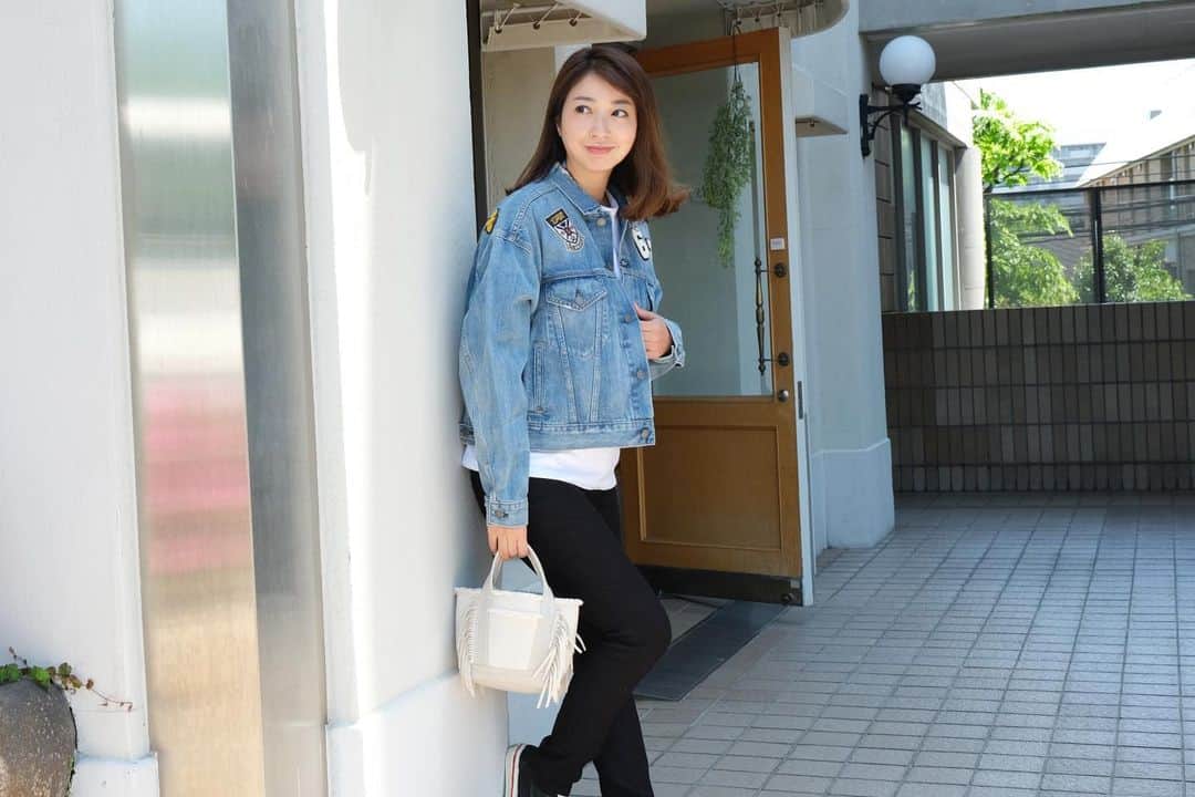 奥田順子さんのインスタグラム写真 - (奥田順子Instagram)「神戸大丸1階にて5/4〜5/10に開催される @poloralphlaurenのpop up！  CYOのカスタマイズができるので、親子でお揃いアイテムやお友達とお揃いにしたり♡ キッズ・メンズもできるので、たくさん作りたくなってしまいます！  私はジージャンにワッペンをカスタマイズしました‼︎背中には🐝蜂のワッペンをつけました。 息子は、グリーンのポロシャツにカスタマイズ♪  #CYO #myRL #poloralphlauren」5月4日 9時51分 - okuda_junko
