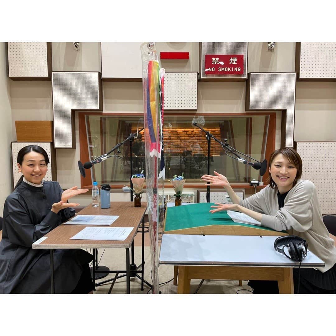 望海風斗さんのインスタグラム写真 - (望海風斗Instagram)「📢 今日はいいお天気☀️ ⁡ 明日　5/5🎏 NHK-FM 21:30〜22:20 『望海風斗のサウンド・イマジン』 ラジオ番組で初めてパーソナリティーに挑戦させていただきます！ ⁡ ゲストは浅田真央さん✨ @maoasada2509  「SWITCHインタビュー」から2年ぶりの再会…嬉しすぎました😭 真央ちゃん拘りの『音』の世界。とても貴重な音のお話しを伺えましたし、音だけなのに鳥肌が立つ瞬間もありました‼︎ ⁡ そして、スタッフさんから粋な計らい✨ 鯉のぼりー🎏嬉しい😆ありがとうございました！ 　 ケータイやパソコンからだと らじる★らじる でお聴きいただけるようです。 聴き逃しもありますよ〜♪ ⁡ ⁡ #nhkfm  #サウンドイマジン #浅田真央 さん #音の世界 #ありがとうございました #らじるらじる  #こいのぼり #素敵な一日を✨」5月4日 10時37分 - nozomifuto_official