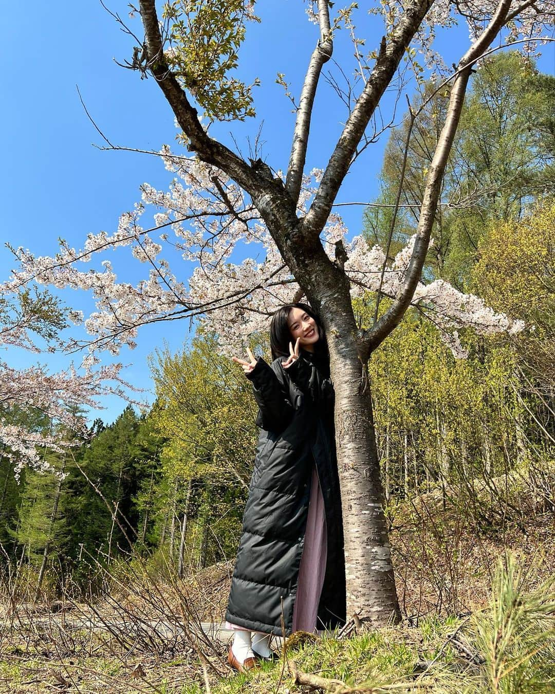 永野芽郁さんのインスタグラム写真 - (永野芽郁Instagram)「・ 🥹🌸🌸」5月4日 16時35分 - mei_nagano0924official