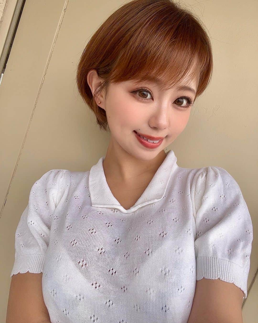 亜矢みつき（神谷充希）さんのインスタグラム写真 - (亜矢みつき（神谷充希）Instagram)「🤍 ↑クールビズだから、良いよね？」5月6日 16時07分 - ma.yamitsuki