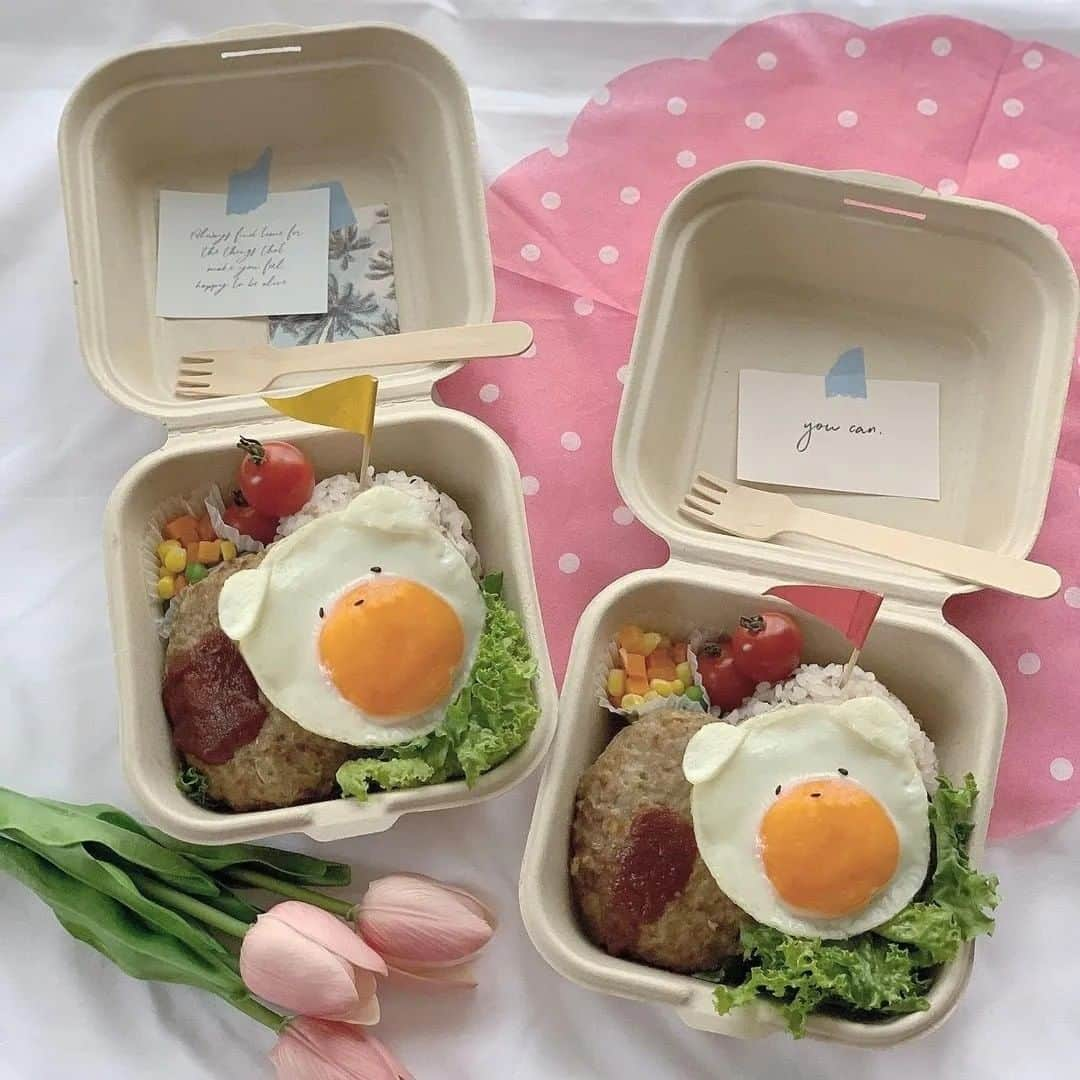 R i R y (リリー)さんのインスタグラム写真 - (R i R y (リリー)Instagram)「『おしゃピク用のキャラ弁🧺』  ボックスに入れるキャラ弁特集💓 全部可愛すぎますよね🌸 ぜひ参考にしてみてください！  ✴︎---------------✴︎---------------✴︎� � ▶▶掲載する写真を募集中📸� カワイイ写真が撮れたら、@velle.jp をタグ付けするか、ハッシュタグ #velle_jp をつけて投稿してみてね♪� � velle編集部と一緒にカワイイで溢れるvelleを創っていこう😚🤍  ✴︎---------------✴︎---------------✴︎� #ピクニック #picnic ##手作り弁当 #キャラ弁 #クレヨンしんちゃん #しんちゃん弁当 #おしゃピク #ランチボックス #デコ弁 #サンドイッチ #picnicday #キャラクター弁当 #キャラフード #くまさんランチ #ロコモコ #ピクニック弁当 #お弁当 #キャラ弁 #ダッフィー #ダッフィー弁当 #シェリーメイ #シェリーメイ弁当 #ピクニック #ピクニック弁当 #お花見 #お花見弁当 #お花見デート #スヌーピー弁当 #スヌーピーフード」5月6日 18時00分 - velle.jp