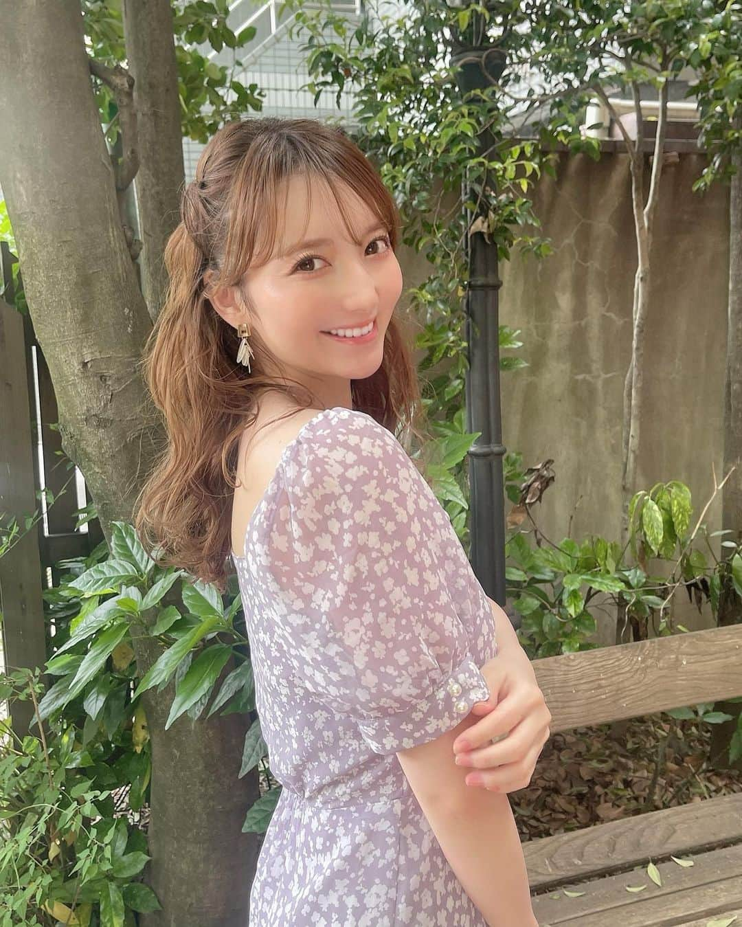 堀みづきさんのインスタグラム写真 - (堀みづきInstagram)「いつもと違う甘めな私🤤💜 どうかなぁ？🫧  ワンピースはルナコラボの👗 @priveve_priveve @ohana_runa  今年もたくさん着ようっと😍❤️   #ootd #coodinate #priveve」5月6日 18時14分 - mizuki_027