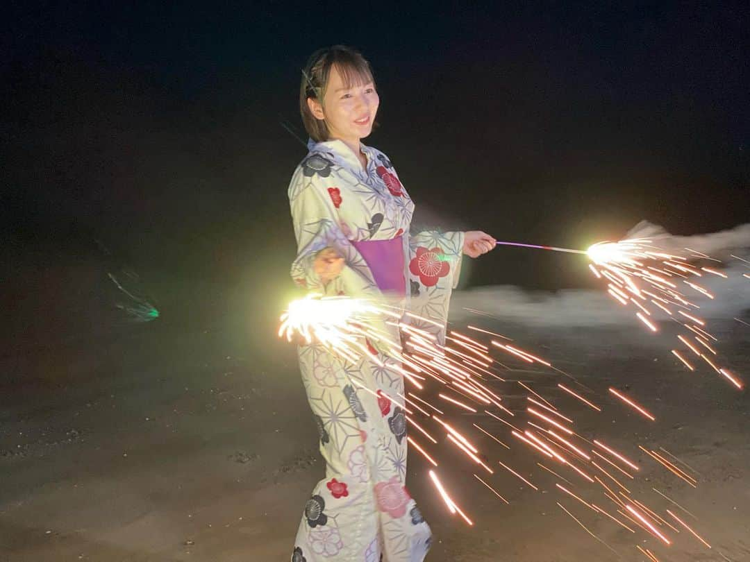 LINX（リンクス）さんのインスタグラム写真 - (LINX（リンクス）Instagram)「今年は花火大会に行けるかな🎆 #西元めいさ  @nishimotomeisa」5月6日 20時20分 - linx__official