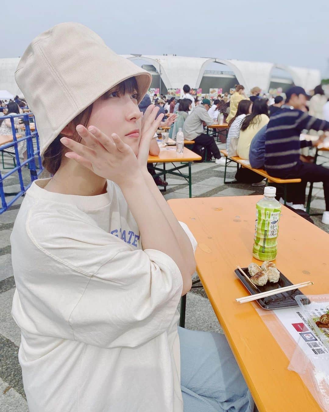 野乃さんのインスタグラム写真 - (野乃Instagram)「餃子でーら食べた。ぜ✌︎」5月6日 21時57分 - nonono_onaka