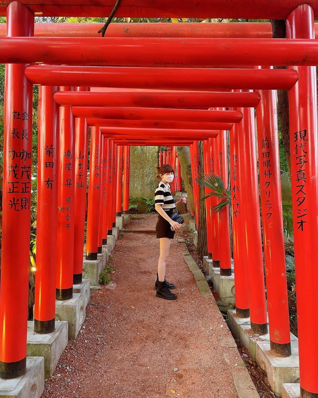 相楽優佳さんのインスタグラム写真 - (相楽優佳Instagram)「プライベート投稿、失礼します♡ ⁡ ゴールデンウィークの連休は 初めての金沢旅行にいってきました🚅  想像以上に観光名所が沢山あって 天候にも恵まれてリフレッシュできました✨ なによりもご飯が全部美味しかった~！ ⁡ 来週からまたお仕事頑張ります🫡💛 _____ #金沢旅行 #金沢21世紀美術館 #金箔ソフト #近江町市場 #能登ミルク #ひがし茶屋街 #金沢駅 #山中温泉 #あやとり橋 #温泉巡り #ゴールデンウィーク旅行 #ボーダートップス #襟付きニット #ショーパン #ショートブーツ #旅行コーデ #お団子ヘア」5月6日 22時37分 - yuka_sagara