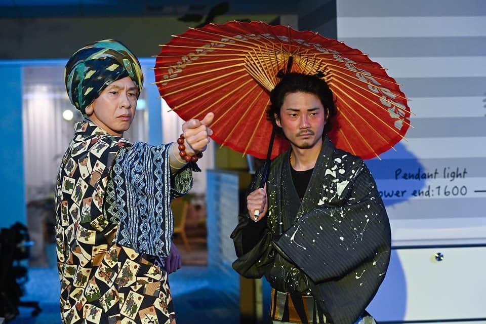 土曜ナイトドラマ『妖怪シェアハウス』テレビ朝日公式さんのインスタグラム写真 - (土曜ナイトドラマ『妖怪シェアハウス』テレビ朝日公式Instagram)「＼#妖怪シェアハウス 今夜11時❗️／  #澪 の大ピンチに #のんべ ＆ #ぬらり が颯爽と現る❗️ さらに… 澪のクビを賭けてＡＩ vs 妖怪 生き残りをかけた戦いが勃発⁉️  ぜひご覧ください🙌✨  #小芝風花 #松本まりか #毎熊克哉 #豊田裕大 #池谷のぶえ #大倉孝二  #岩崎う大 #安井順平 #武田梨奈 #尾碕真花 #木村靖司 #山内圭哉」5月7日 10時41分 - youkaihouse5