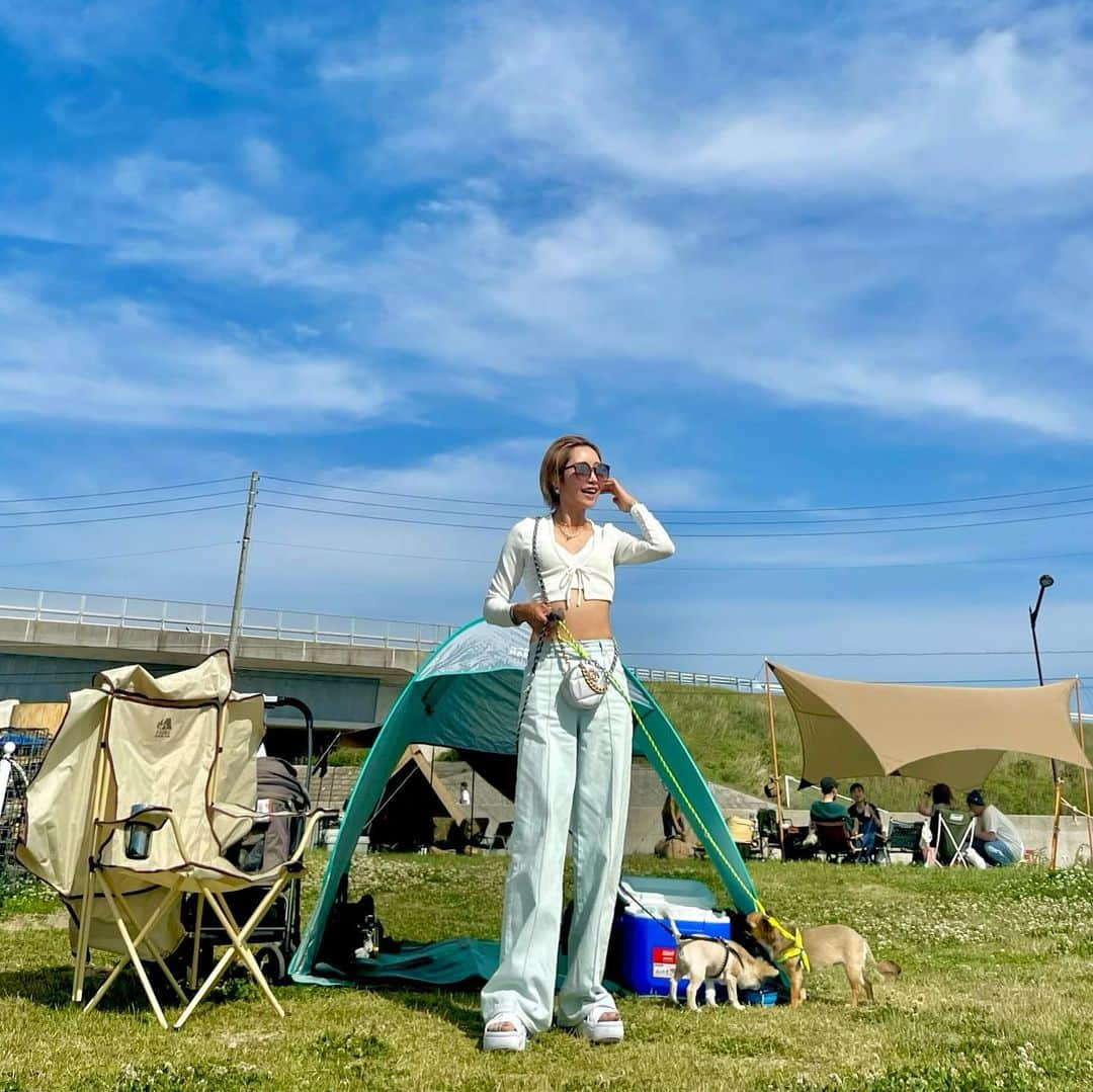 金田久美子さんのインスタグラム写真 - (金田久美子Instagram)「お昼寝しに行ったビーチ🌈🏖」5月7日 18時34分 - kinkumiringo93