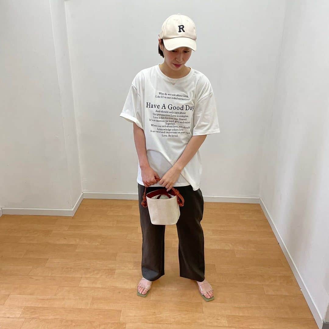 宮崎早織さんのインスタグラム写真 - (宮崎早織Instagram)「どのキャップが好み💖💖？？？」5月8日 16時47分 - egaooo32