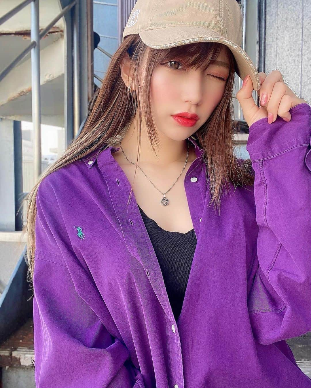 桜りんさんのインスタグラム写真 - (桜りんInstagram)「🧢💜 . . 朝寒いけどお昼は本当にいい天気ですね☀️  . . お散歩とかしたいなぁ👣(しないけど‪︎‬ ‪︎)  . . 今週もイベントたくさん❥宜しくお願い致します🥰✨  . .  【雑誌】 《10月》 22日 『臨時増刊ラヴァーズvol.22』表紙  25日 『ヤングキング』 巻末グラビア  《11月》 ▫️2日『アサヒ芸能』 ▫️5日 『EX MAX! HGvol.2』シャワーグラビア掲載 ▫️8日ナックルズGOLD23　 ▫️15日 ナックルズSPECIAL ▫️24日週刊実話ザ・タブー ▫️26日 EXMAX!1月号 ▫️29日 臨増ナックルズDX vol.27 《1月》 ▫️28日 メンズDVD 《3月》 ▫️22日　別冊ラヴァーズ　 《4月》 ▫️26日DVD発売日❥ ▫️28日ENTAME 《5月》 ▫️11日EXMAX 《6月》 ▫️3日アサ芸シークレット ▫️18日MEN'S DVD SEXY VOL.10 . 【放送】 《4月》 ▫️19.20.21.25.26.27.28.29日〈15:35-16:35〉 【極雀】放送日 フジテレビONE . ▫️27日 (水) 25：00～25：30 【よゐこ風呂】放送日 フジテレビONE . 【イベント】 5/7  LIVE下北沢シャングリラ　 5/12  LIVE 5/14 RISE (新宿FACE） 5/15 東京Lilyプール撮影会　 5/17  定期LIVE  5/21 オフ会予定　 5/22  LIVE  5/29 RISE(後楽園ホール) 5/31 定期 LIVE . ❤️6thDVD予約受付中 「好きっていって」竹書房　 ◆Amazon  https://www.amazon.co.jp/dp/B09KR42KT5?&linkCode=sl1&tag=takead-22&linkId=7a6c459ac79dfbc5c56396f5cbe1a846&ref_=as_li_ss_tl . ◆DMM  https://www.dmm.com/mono/dvd/-/detail/=/cid=n_701tsds42578tk/ . ❤️5thDVD 「全部教えてあげる」ギルド  https://www.amazon.co.jp/dp/B097H3GL1Q/ref=cm_sw_r_tw_dp_YP0DE7961DBT89EEFBH7  https://www.dmm.com/mono/dvd/-/detail/=/cid=n_1174guild243/ . ❤4thDVD (Amazon.DMM.東京Lily.ソフマップ等) 「淫らで陰湿な片思い」 Aircontrol  https://www.amazon.co.jp/dp/B08XKFS2G2/ref=cm_sw_r_cp_api_glt_i_67RR381KRY8BSDV3ZN8E . ❤️3rdDVD発売中 「りん 花ひらく」《エスデジタル》 ▫️Amazon：amazon.co.jp/dp/B08HZ6SQB8/ ▫️DMM：bit.ly/3moWnmA ▫️東京Lily：bit.ly/3h5d3fM . ❤️2ndDVD  「桜色、りん先生」スパイスビジュアル 桜りん 桜色、りん先生 [DVD] https://www.amazon.co.jp/dp/B077SLZKWW/ref=cm_sw_r_cp_api_glt_i_SQ7NFJK2VPJQTFYSP4G1 . ♥️1stDVD 「桜のきもち」イーネットフロンティア 桜りん/桜のきもち [DVD] https://www.amazon.co.jp/dp/B0711RFLB4/ref=cm_sw_r_cp_api_glt_i_84N23VRRXJTG65PZ7HXF . #アイドル  #グラビア #グラビアアイドル #グラドル  #ミスアクション2017 #準グランプリ #ぷよぷよ  #水着  #タレント #モデル  #YouTuber #フェチ #むっちり #撮影会 #おしり  #ポートレート #カメラ好きな人と繋がりたい  #グラドル自画撮り部  #I字グラドル  #followme #ヤングチャンピオン #胸 #おっぱい #軟体」5月11日 13時56分 - rin__sakura