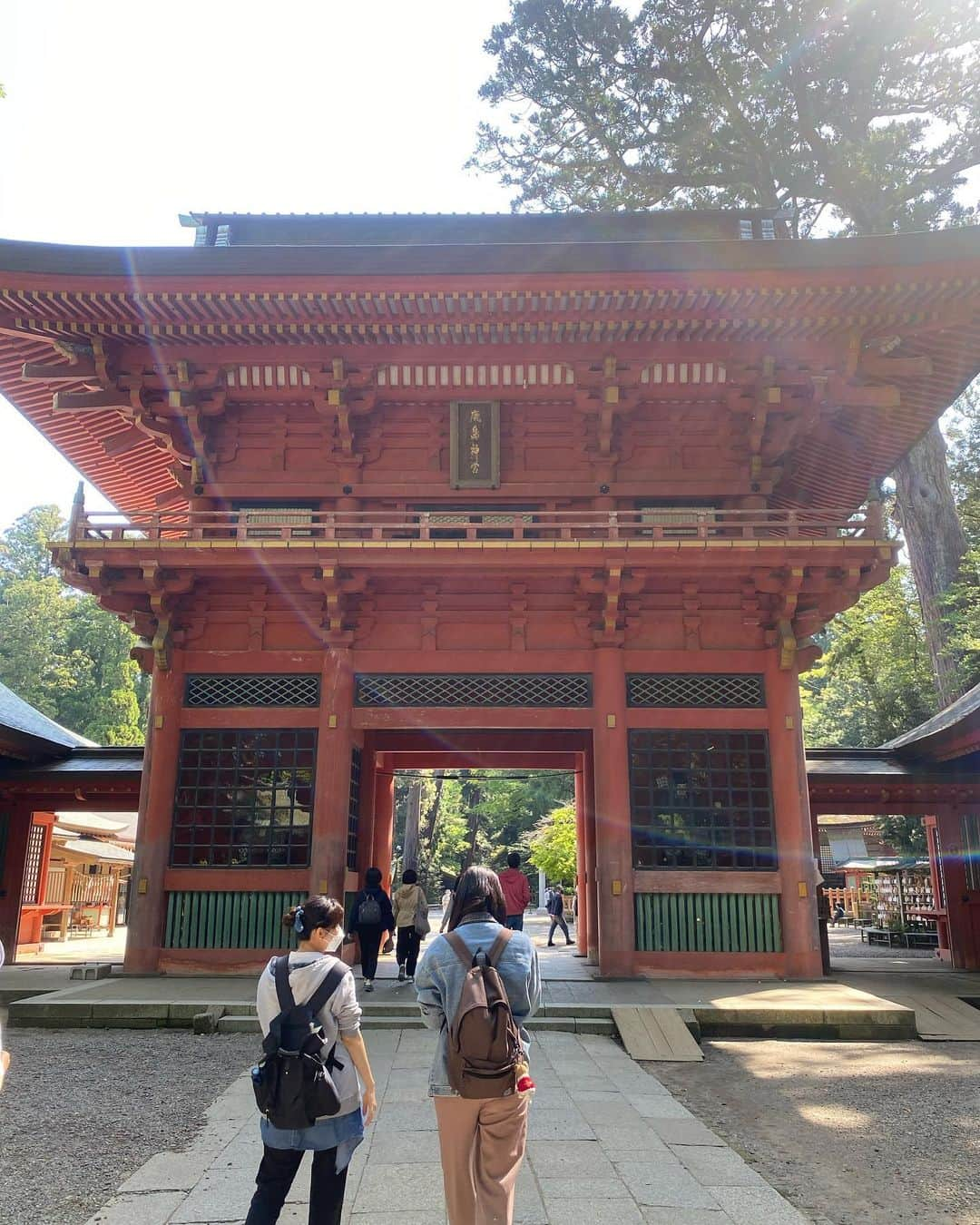 小山ひかるさんのインスタグラム写真 - (小山ひかるInstagram)「茨城県にある人気のパワースポット 鹿島神宮に行ってきました⛩✨ 空気も綺麗で とても神聖な場所でした💓 . 朝早起きして行った甲斐があったなぁ☺️ 御朱印もいただいて おみくじも大吉!!🥠💕 . とても素敵な1日の始まり😌🌈 他にも色んな神社仏閣 行きたいなぁ〜♪♪ . . #鹿島神宮 #鹿島神宮パワースポット #パワースポット #神社 #神宮 #神社巡り #神社仏閣 #茨城県 #⛩ #神聖な場所 #神様 #ご挨拶 #早起き #早起きは三文の徳 #おみくじ #おみくじ大吉 #大吉 #御朱印 #綺麗な空 #癒し #powerspot #happy #smile #奥宮 #rienda」5月11日 16時28分 - hikaru_kym