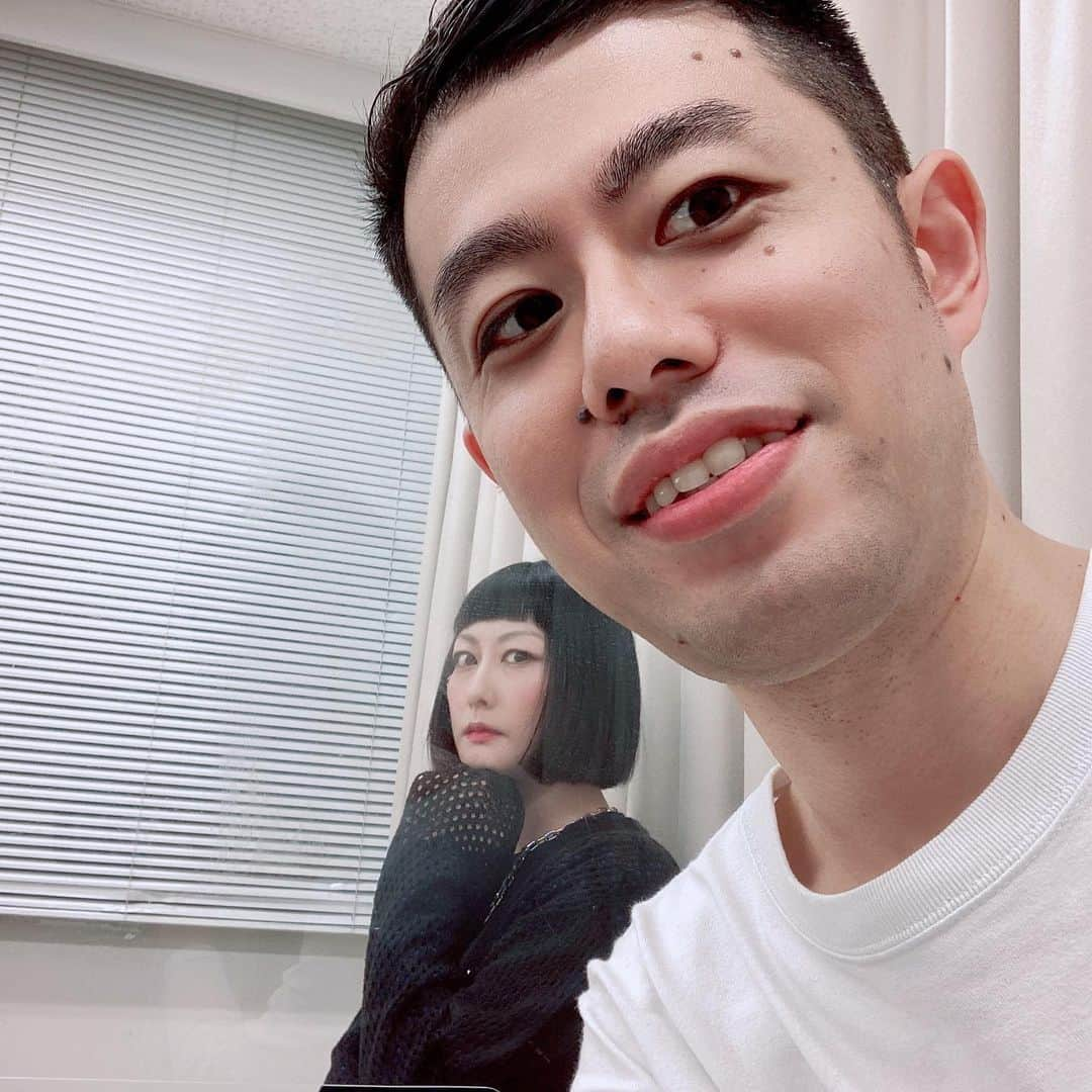 鳥居みゆきさんのインスタグラム写真 - (鳥居みゆきInstagram)「19時からニコ生 ようへいと 今日こそはデロリアンはデロリアンになるか」5月11日 18時53分 - toriimiyukitorii