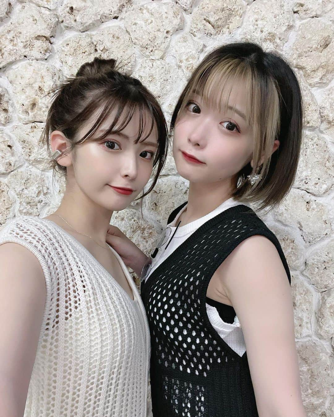 木下ひなこさんのインスタグラム写真 - (木下ひなこInstagram)「妹とシミラールック🫣💕@asknowasplus のワンピ可愛いよね🫶🫶🫶  #竹富島#石垣島#シミラールック#石垣港#石垣島旅行#沖縄#沖縄旅行#okinawa#makeupearth」5月11日 21時20分 - hinako_0525