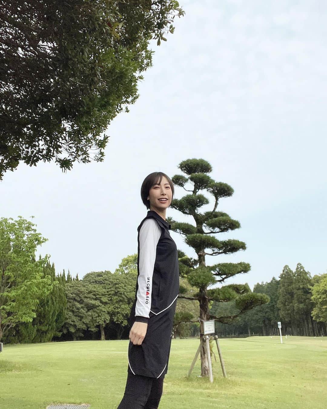 米澤有さんのインスタグラム写真 - (米澤有Instagram)「ワンピースは私服でもゴルフウェアでも大好き😘 このワンピはキャディさんからも好評でした✌️いぇい🥰  #ワンピース #ワンピースコーデ #ゴルフウェア #お気に入り #love #golf #golfer #golfgirl #golfstagram #ゴルフ」5月12日 7時08分 - yu.u.yonezawa