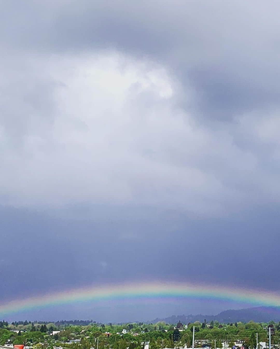 UNOさんのインスタグラム写真 - (UNOInstagram)「雨のち虹！」5月12日 12時29分 - unoboooo