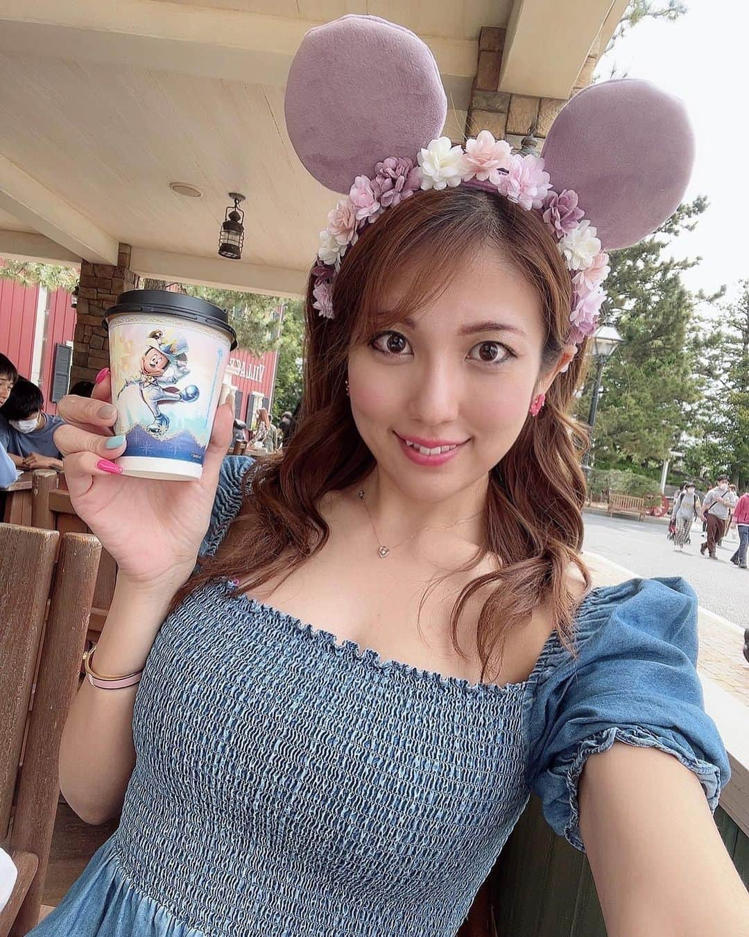 神谷麻美さんのインスタグラム写真 - (神谷麻美Instagram)「#ディズニー大好き 💖🥰💖🌈💖✨  おいしいっ👸🌈🏰💭💖✨」5月12日 15時11分 - asamice428