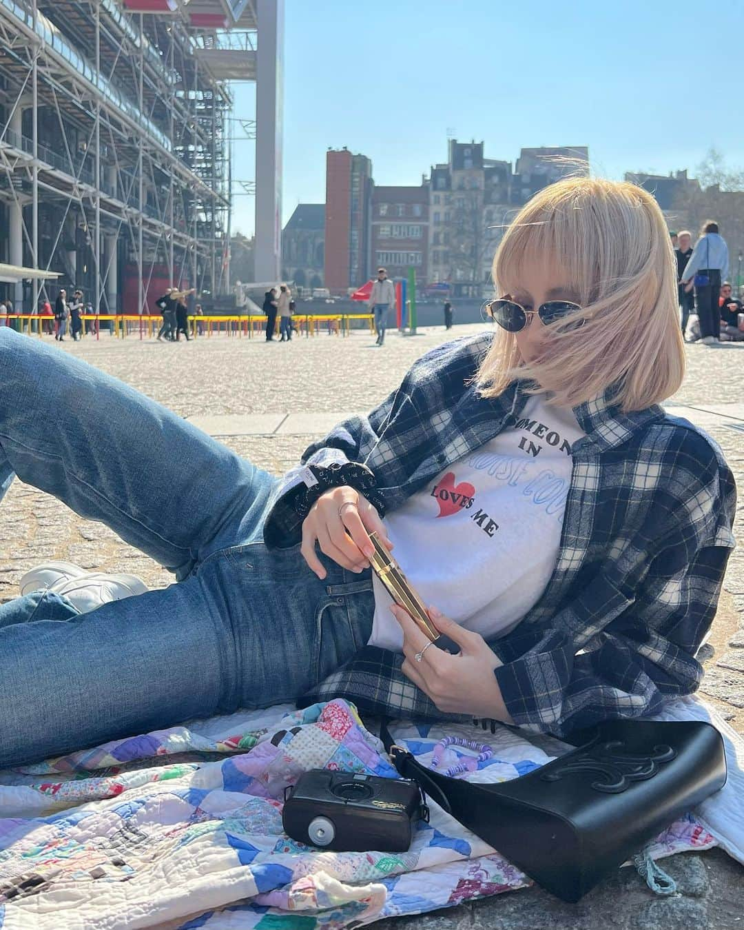 リサさんのインスタグラム写真 - (リサInstagram)「@celine Travel Spray #광고 #CELINEHAUTEPARFUMERIE #CELINEBYHEDISLIMANE」5月13日 13時10分 - lalalalisa_m