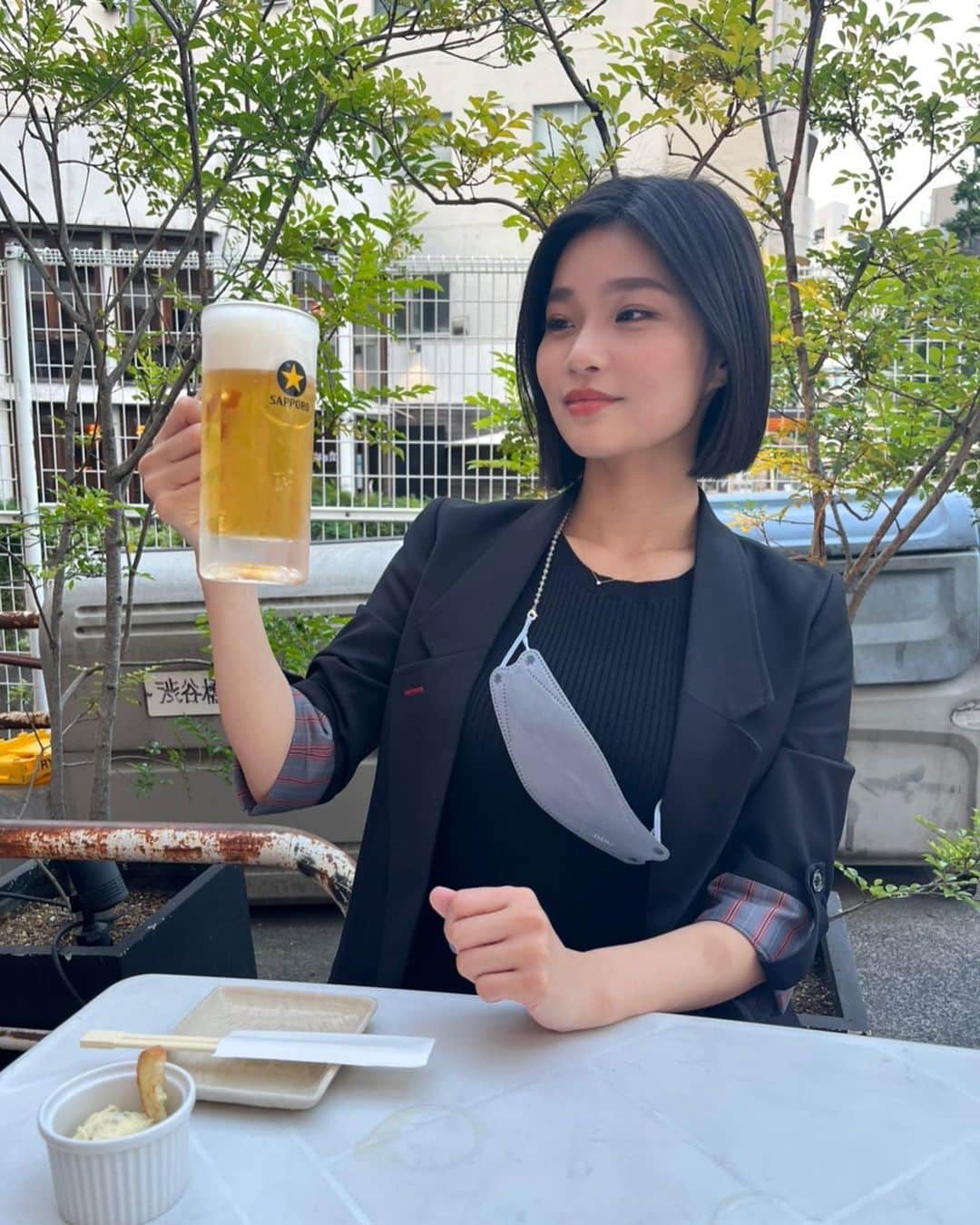 椿原愛さんのインスタグラム写真 - (椿原愛Instagram)「このために生きてる！！！！  #ビール　#ビアガーデン　#テラス」5月13日 19時21分 - ai.tsubakihara