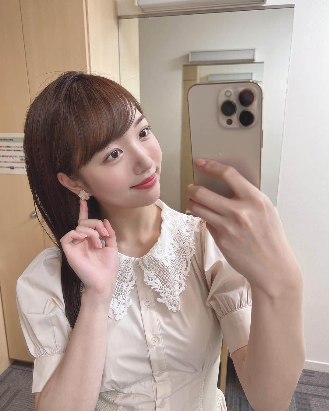 刈川くるみさんのインスタグラム写真 - (刈川くるみInstagram)「こんばんは☺️  今週もnews every.ご覧いただき ありがとうございました！🌱  皆さんも一週間お疲れさまです😊  きょうの衣装🫧 ワンピース ▷ @tocco_closet  アクセサリー ▷ @latuastella_official   雨大丈夫でしたか？☔️ 明日のお昼には止むようですね！ 週末ゆっくりお過ごしください🍀❤  #newsevery #centforce #セントフォース #アナウンサー #コーデ #刈川くるみ」5月13日 19時45分 - kurumi_karikawa