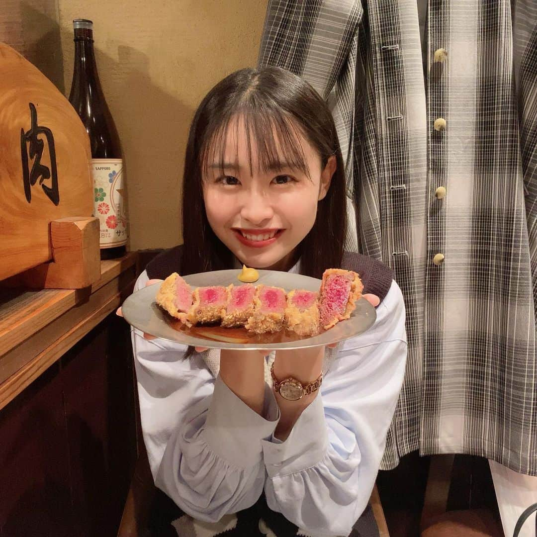 もかさんのインスタグラム写真 - (もかInstagram)「美味しいお肉には目がない。」5月13日 21時01分 - moca.2812