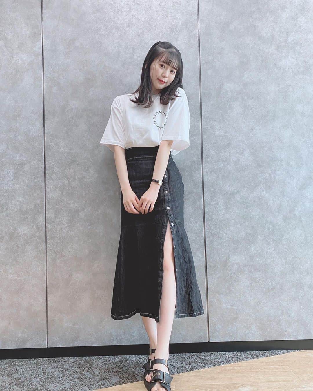 坂井仁香さんのインスタグラム写真 - (坂井仁香Instagram)「ちょびっとハーフツイン👶❤️  #ハーフツイン #私服 #honeymihoney #ハニーミーハニー #スカート #リエルリシェ#rielle_riche #Tシャツ #ビックTシャツ #坂井仁香 #ひとちゃん #超ときめき宣伝部 #超とき宣」5月14日 12時12分 - hitoka_sakai_official
