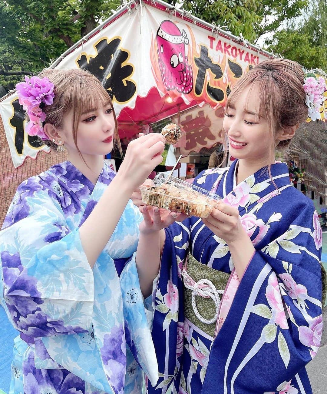 ゆうめろさんのインスタグラム写真 - (ゆうめろInstagram)「お祭り大好き🎐☁️ 𓈒𓂂𓏸 今年は、たくさんお祭り開催されればいいな👶🏻♥ 皆は屋台のメニュー何が好き？？🤤💓 私は、ベビーカステラが一番好き🍓✩°｡⋆♡*° ・  #浴衣女子  #浅草着物レンタル  #浅草食べ歩き」5月14日 14時31分 - yk.o0