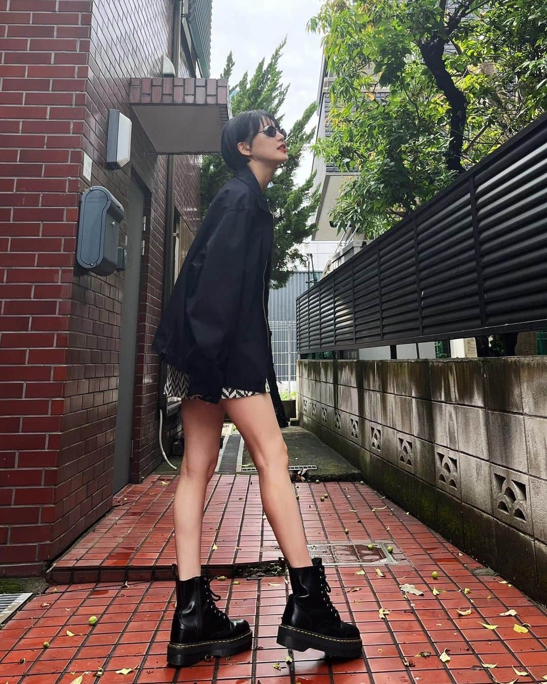 藤井夏恋さんのインスタグラム写真 - (藤井夏恋Instagram)「今日の私服🚶‍♀️☀️ 暖かかったから久しぶりに薄着で美容室に行ってきました♪ヘアメンテナンスするとリセットされて良い気持ち😌  haircut&photo by @tomoca13 🐣」5月14日 15時41分 - fujiikaren_official