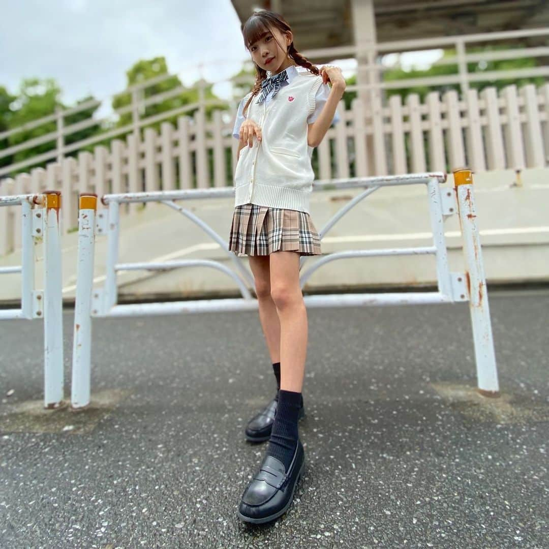 制服専門店CONOMiさんのインスタグラム写真 - (制服専門店CONOMiInstagram)「【原宿店】 他撮りフォト お手本 画像をタップすると購入できるよ☝️☝️ ・ #conomi #制服 #制服ディズニー #制服ユニバ #なんちゃって制服 #制服アレンジ #制服プリ #制服コーデ #女子高生 #jkブランド #fjk #sjk #ljk #jkの日常 #jkの素敵な思い出 #春からjk #オシャレさんと繋がりたい #ポートレート撮影 #えもい #アオハル #青春フォトグラフ #青春は戻らないらしい #ootd #fashion #cute #instagood #instalike #followme #l4likes #f4follow」5月15日 16時04分 - conomi_official