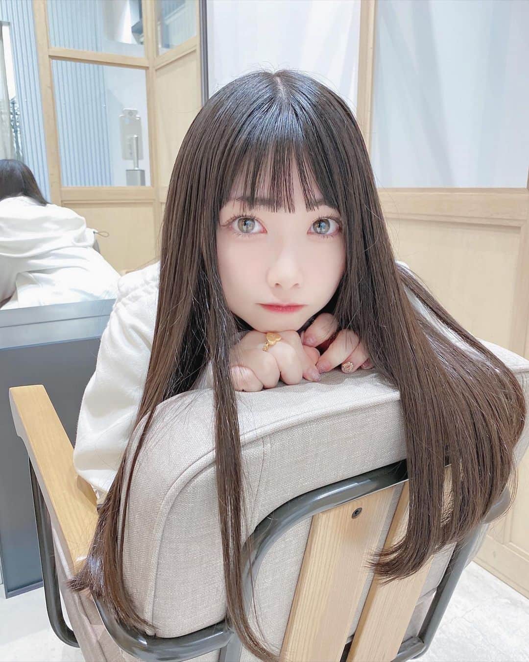  小浜桃奈さんのインスタグラム写真 - ( 小浜桃奈Instagram)「🐩載せ忘れてたﾜﾝﾜﾝ」5月16日 20時57分 - momona_kohama