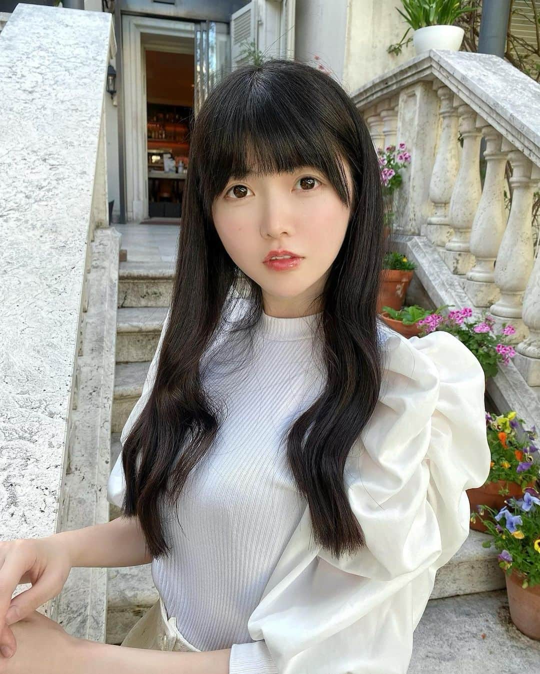 小野寺梓さんのインスタグラム写真 - (小野寺梓Instagram)「オシャレなカフェで映えてきたよ〜！映えれてる？ ・  ・ ・  #カフェ  #表参道カフェ  #真っ白なキャンバス  #白キャン  #小野寺梓」5月17日 22時37分 - onoderaco