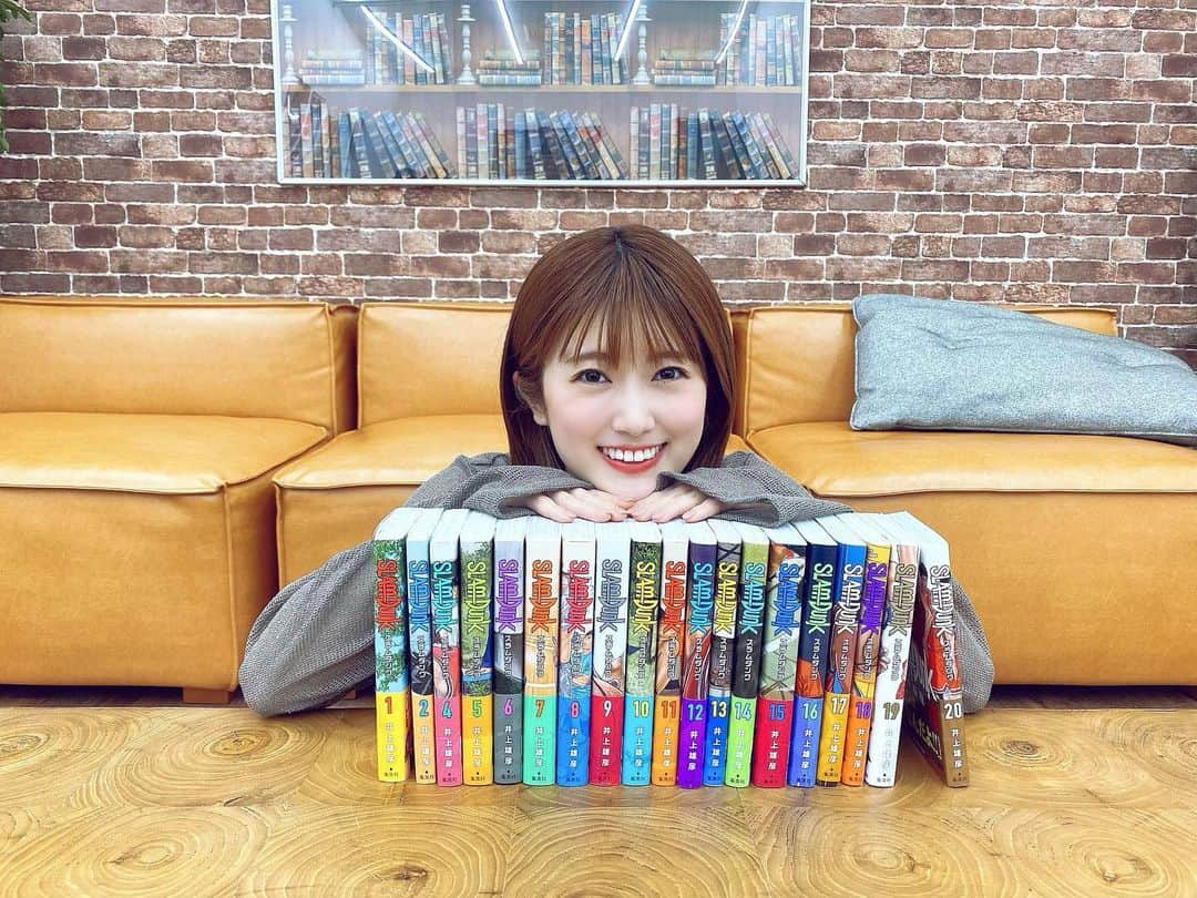 樋口日奈さんのインスタグラム写真 - (樋口日奈Instagram)「「SLAM DUNK」新装再編版 3巻だけ本屋さんに無かったので後からゲット！！！✊  今年の秋公開予定の映画も楽しみです！ ライブが終わったら読むぞ〜！と心に決めていたので 毎日ワクワクが止まらない🥺」5月19日 11時30分 - higuchi_hina_official