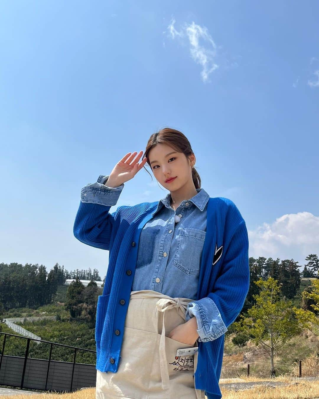 ITZYさんのインスタグラム写真 - (ITZYInstagram)「Blue sky💙」5月19日 18時11分 - itzy.all.in.us