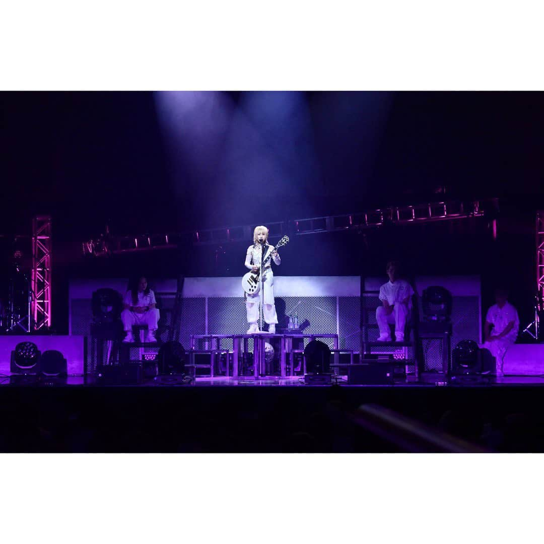 REOLさんのインスタグラム写真 - (REOLInstagram)「#Reol Oneman Live2022 #激情アラート at.ZEPP FUKUOKA  Photo by NeOFRONT #Reol激情 ❤️‍🔥❤️‍🔥❤️‍🔥」5月19日 20時54分 - rrreol999