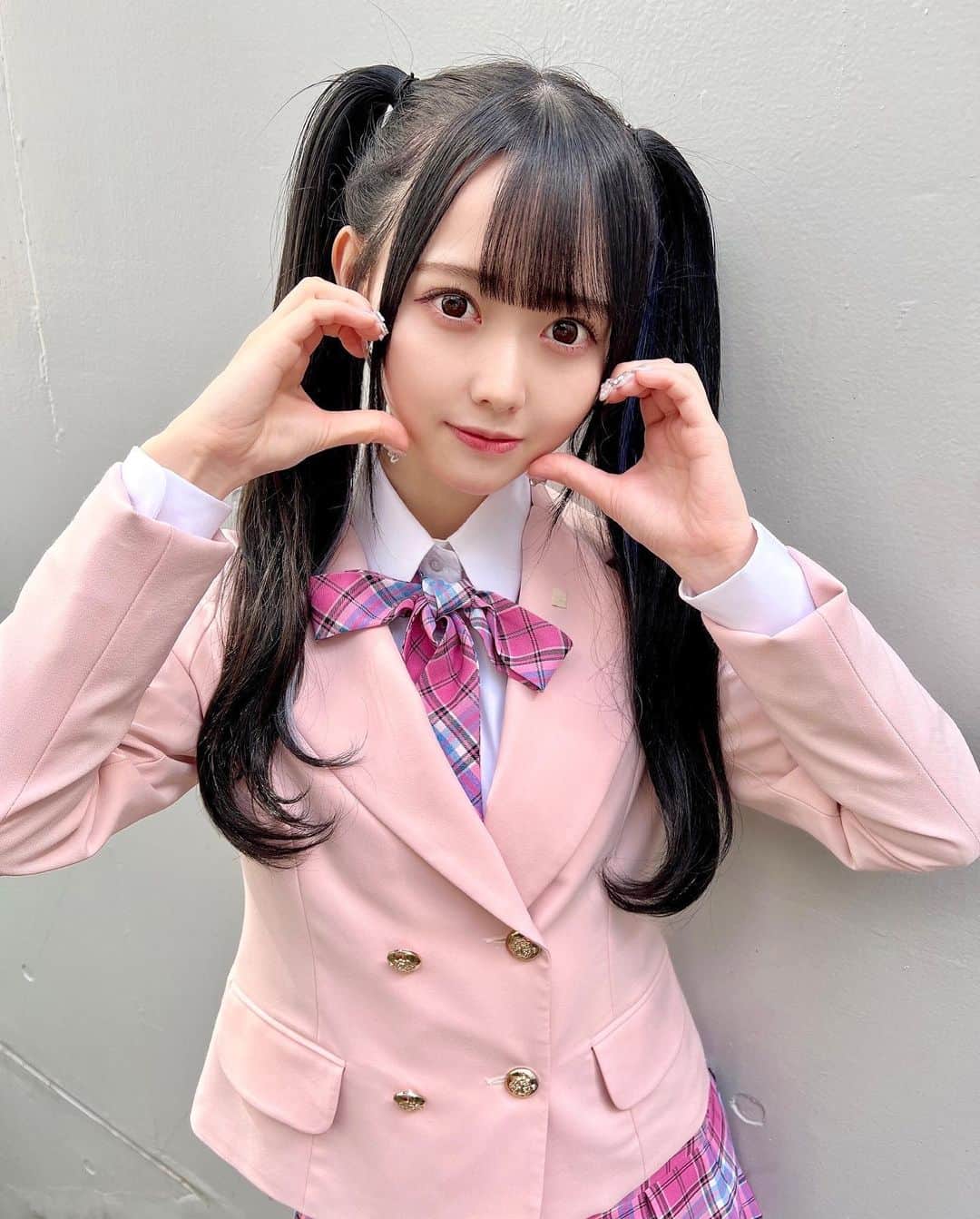 松本ももなさんのインスタグラム写真 - (松本ももなInstagram)「制服すきぃ??🎀ིིིིྀ  ぴんくで可愛い💕 韓国制服どうかな??(⸝⸝⸝ᵒ̴̶̷̥́ - ᵒ̴̶̷̣̥̀⸝⸝⸝)  @choa_japan  #choa #choajapan #韓国制服  #物品提供 #サービス提供 #jd #制服 #学生 #女子高生 #jk #jkブランド #コスプレ #コスプレ女子 #student #cosplay #cosplaygirl #cosplaylife #cosplaying #japanesegirl #japanese #kawaiigirl」5月19日 22時56分 - momona.1012