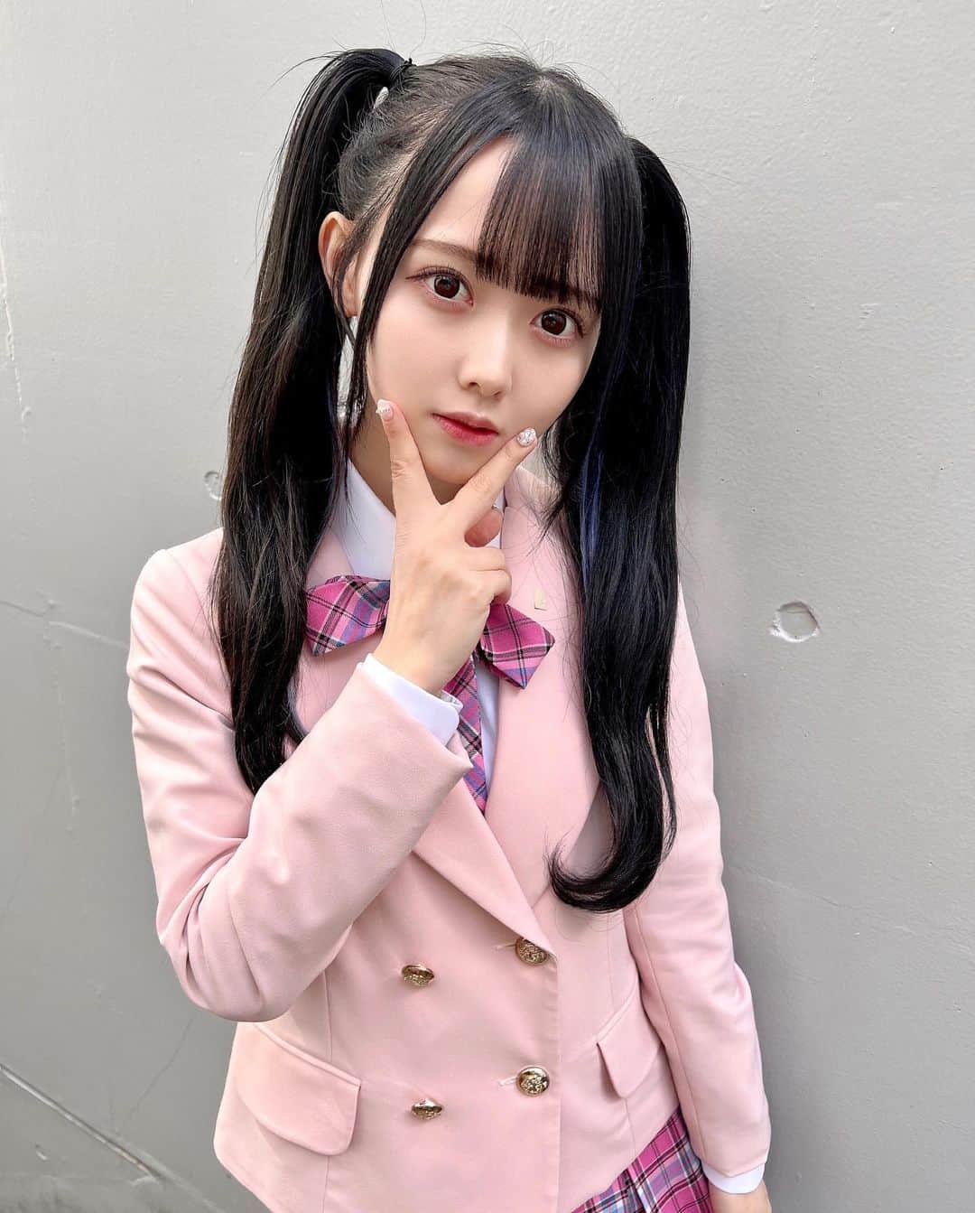 松本ももなさんのインスタグラム写真 - (松本ももなInstagram)「制服すきぃ??🎀ིིིིྀ  ぴんくで可愛い💕 韓国制服どうかな??(⸝⸝⸝ᵒ̴̶̷̥́ - ᵒ̴̶̷̣̥̀⸝⸝⸝)  @choa_japan  #choa #choajapan #韓国制服  #物品提供 #サービス提供 #jd #制服 #学生 #女子高生 #jk #jkブランド #コスプレ #コスプレ女子 #student #cosplay #cosplaygirl #cosplaylife #cosplaying #japanesegirl #japanese #kawaiigirl」5月19日 22時56分 - momona.1012