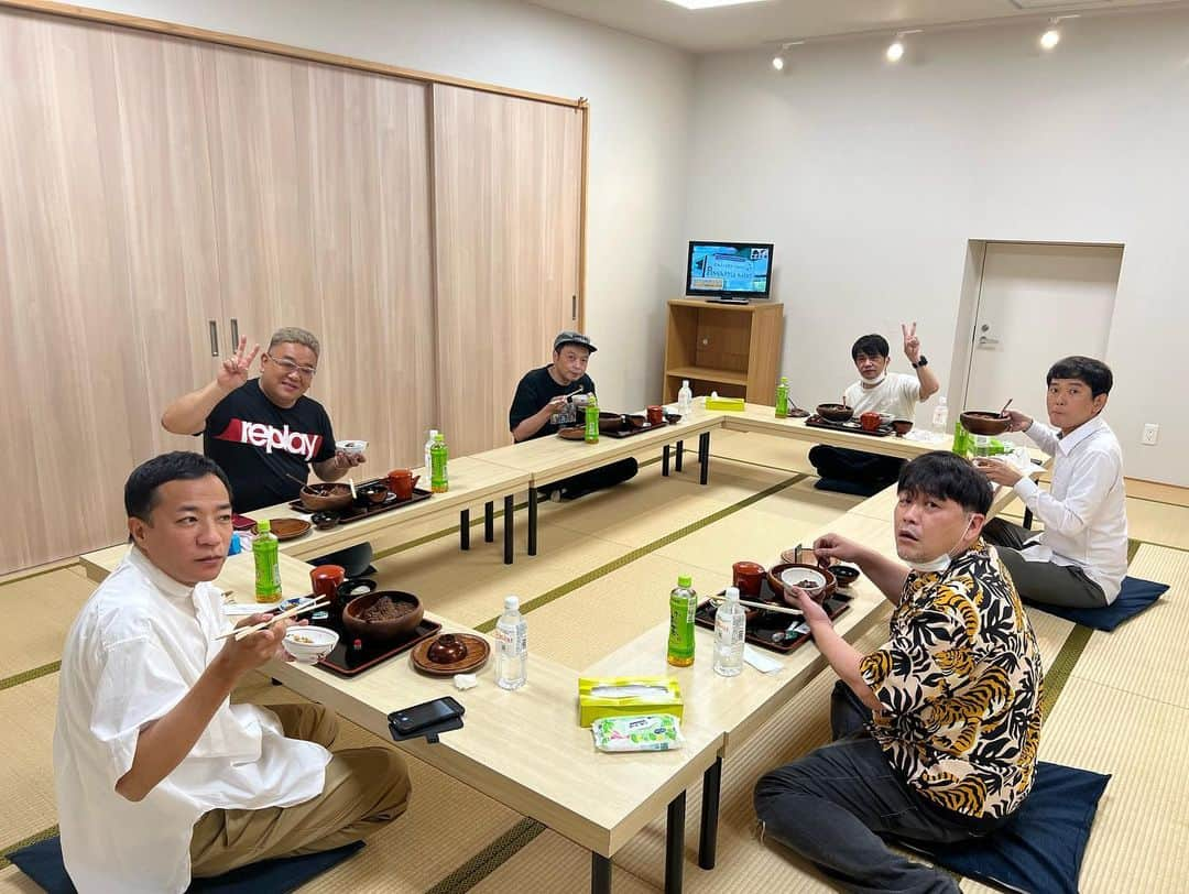 中川家さんのインスタグラム写真 - (中川家Instagram)「漫才サミットin名古屋ー！」5月22日 20時53分 - nakagawake.tsu.re