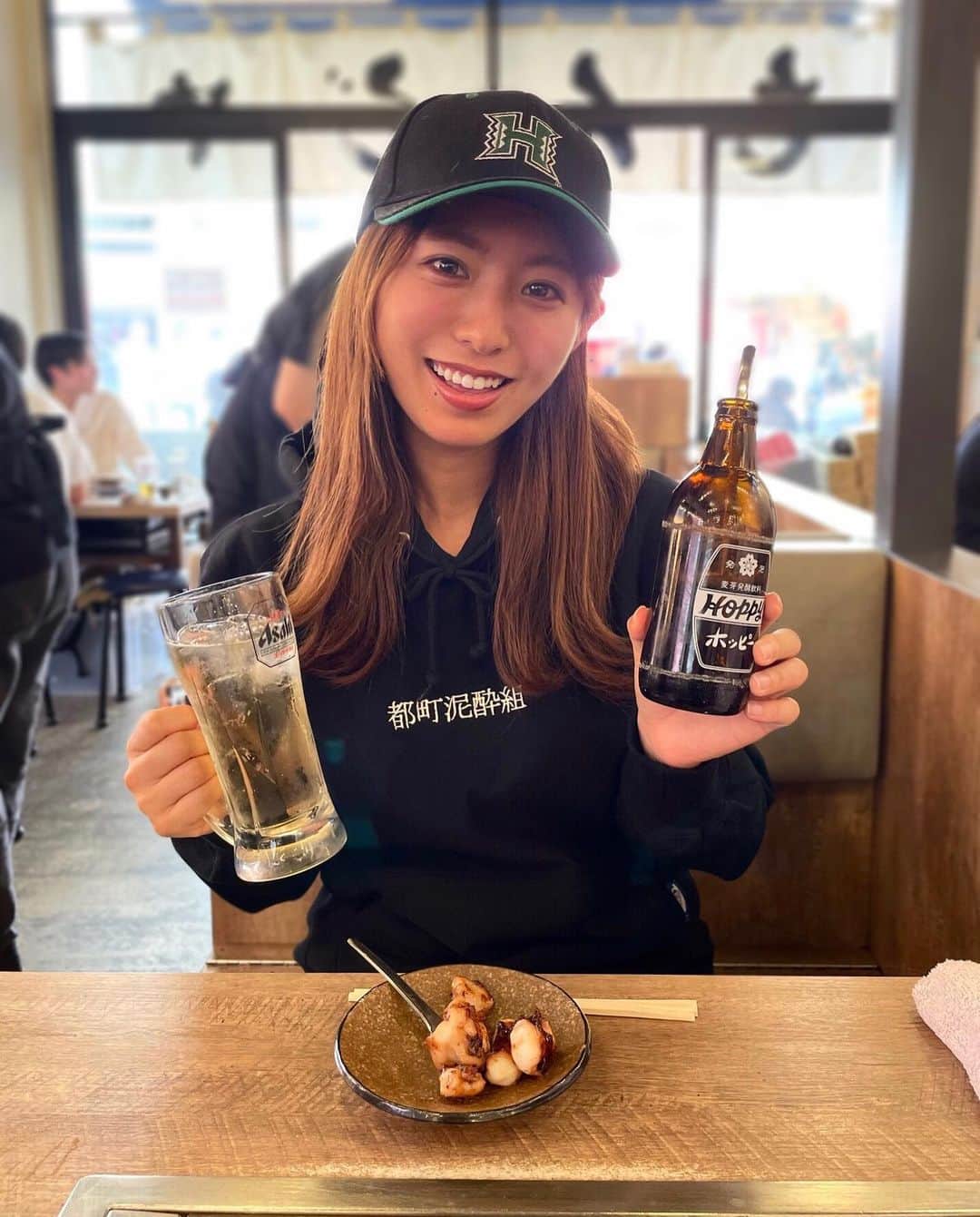 白戸ゆめのさんのインスタグラム写真 - (白戸ゆめのInstagram)「🍻 . 浅草でもんじゃ！ホッピー！ 昼からゆったりまったり☺️ . #都町泥酔組 #浅草 #ホッピー通り #もんじゃ焼き #昼飲み #ほろ酔い」5月22日 21時25分 - yumeno.s_