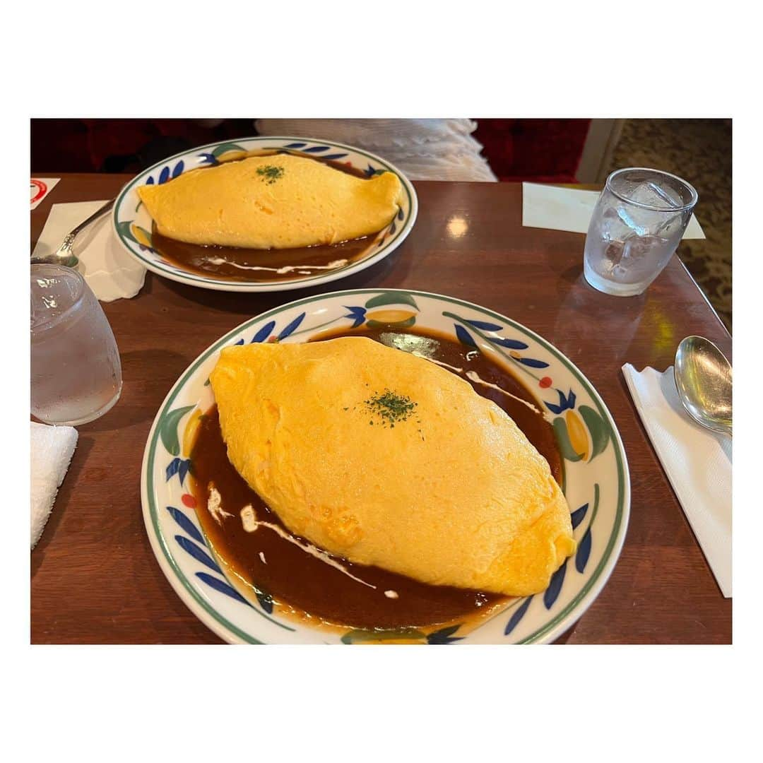 桃果さんのインスタグラム写真 - (桃果Instagram)「この前の🥚💛  そんちゃん @inouesonoko とLINEで ひたすらオムライスのお店を送り合い…笑  その結果、珈琲西武に行ってきました🥚  ふわ、とろっ 美味しすぎ…てびっくりした  今2人ともオムライスブームなので おすすめあったら教えてね🤣 （オムライスじゃなくてもいいよ♡）」5月23日 15時30分 - momoka_825_