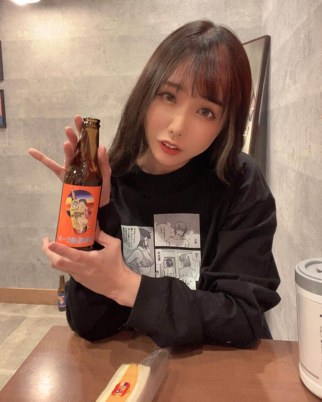 稲森美優さんのインスタグラム写真 - (稲森美優Instagram)「絵柄よーく見て🫣 #soxsocks  #ふたりえっち  ##グラビアアイドル #グラドル #japanesegirl #gravure #photogravure #shooting #撮影 #followme #hip #競泳水着  #swimsuit #gallerywall #igersjp #swimwear #Instagramjapan #portrait #portrait_shots #bestphotogram_portraits #instaportrait  #instagood #被写体 #写真好きな人と繋がりたい#写真撮ってる人と繋がりたい」5月23日 16時37分 - miyuuinamori