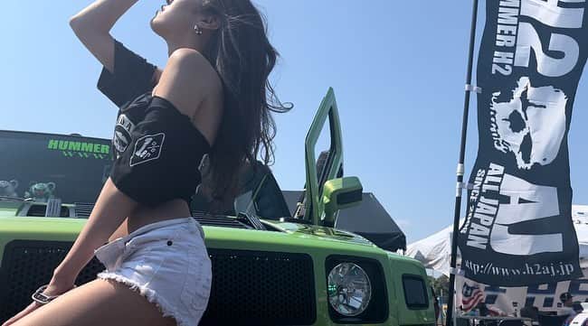 鳳ゆまさんのインスタグラム写真 - (鳳ゆまInstagram)「. . . #クロスファイブ大阪   H.D.A.J mc Harley-Davidson×H2AJ  HUMMER H2 ブースの皆様🚨ブース遊びに来てくれた皆様 ありがとうございました💛 すごい台数のカッコいいHUMMERとHarleyに 囲まれてめっちゃくちゃ楽しかったー！  #x5 #クロスファイブ #車イベント #車 #バイク #車横  #車横モデル　#キャンギャル　#カスタムカー #アメ車 #hummer #hurley #hurleydavidson#car #customcars #bike」5月23日 19時48分 - yumangerion06