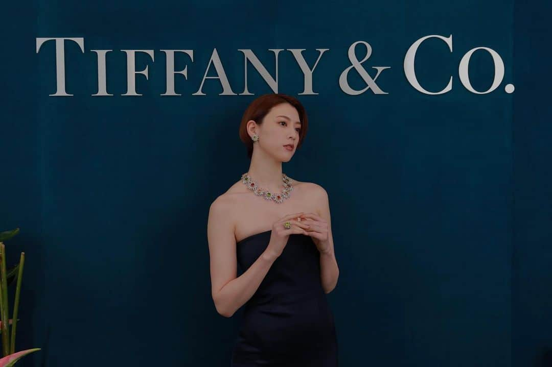 三吉彩花さんのインスタグラム写真 - (三吉彩花Instagram)「-Tiffany&Co.-  To Tiffany's High Jewelry Event, I was fascinated by the many high jewelry items that gave me the dignity of diamond authority.  #TiffanyHighJewelry #JeanSchlumberger @tiffanyandco」5月23日 20時49分 - miyoshi.aa