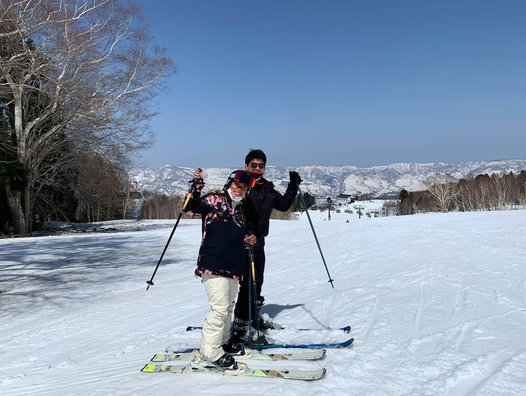 大村 奈央さんのインスタグラム写真 - (大村 奈央Instagram)「4月の雪🎿❄️🐶 今年はたくさん堪能できた！」5月23日 21時51分 - naoomura