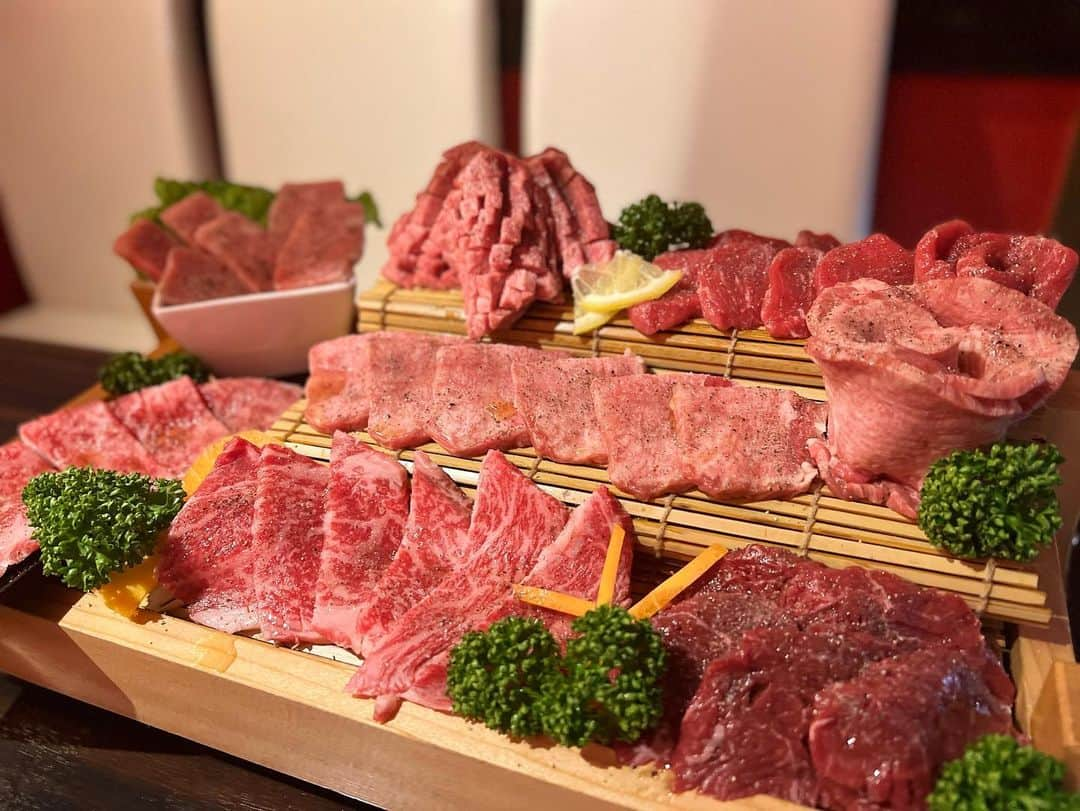 植草歩さんのインスタグラム写真 - (植草歩Instagram)「3か月ぶりの焼肉🥩 𝖳𝗁𝖺𝗇𝗄 𝗒𝗈𝗎 🫶🏼 #焼肉  #清左ヱ門  #せいざえもん六本木」5月23日 22時38分 - ayayumin0725