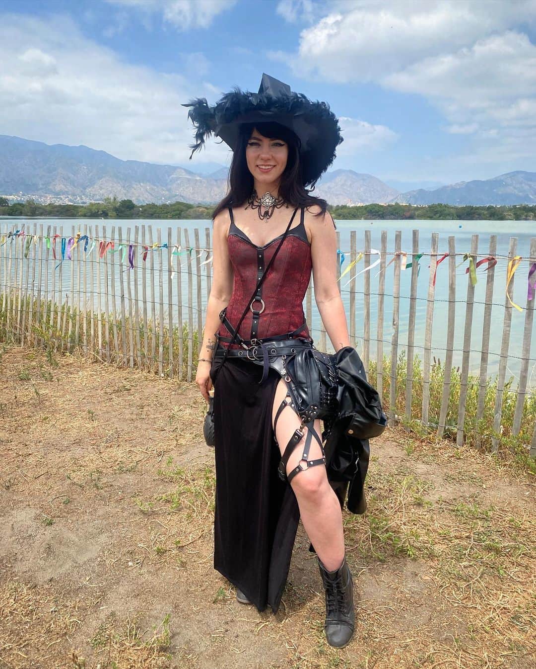 SABRINA ALEXISさんのインスタグラム写真 - (SABRINA ALEXISInstagram)「Sabrina the witch went to a renaissance fair this weekend 👻🐈‍⬛ check out the link on my profile!」5月24日 2時59分 - sabrinaalexis7