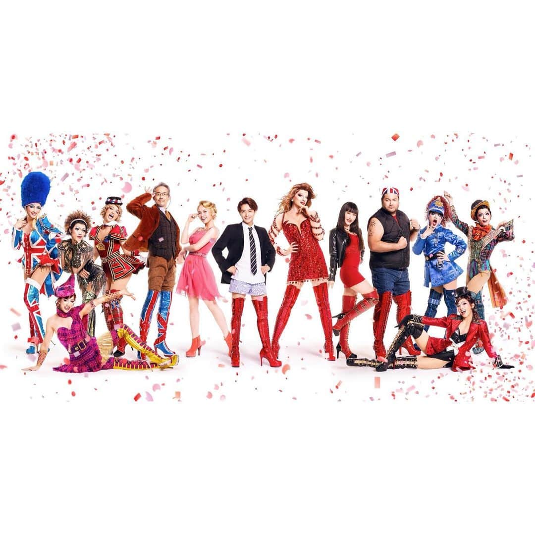 ソニンさんのインスタグラム写真 - (ソニンInstagram)「. @kinkybootsjp  “Kinky Boots” Official photos out!!  10/1〜11/3  東京・東急シアターオーブ 11/10〜11/20  大阪・オリックス劇場  #KinkyBoots#KinkyBootsJP #キンキーブーツ #ソニン」5月24日 12時40分 - sonim_official