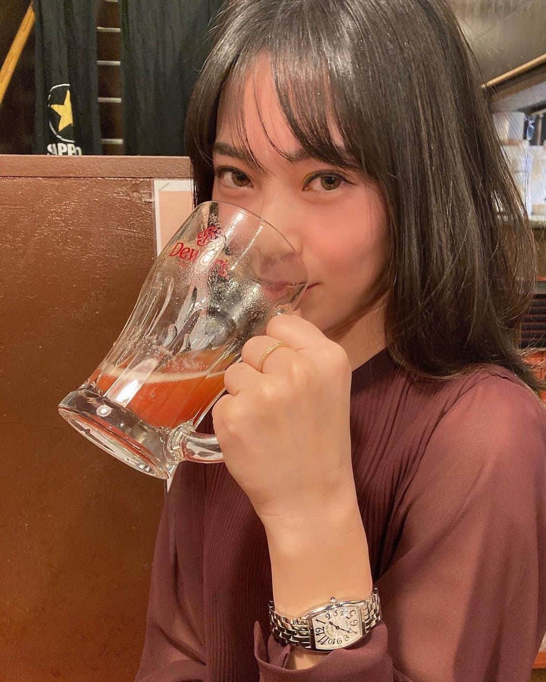 竹村真琴さんのインスタグラム写真 - (竹村真琴Instagram)「* あつ〜☀️💦 こんな日は焼肉&ビールが幸せだな。 写真はだいぶ前のほろ酔いなわたし☺️ これはレッドアイ飲んでた気がする。 飲みながら一応美容と健康も気にする😂 . . . #ほろ酔い #レッドアイ #前の写真 #大衆居酒屋 #意外と好き #女子プロゴルファー #プロゴルファー #instagolf  #golf  #jlpga #女子ゴルフ  #ゴルフ女子 #興和 #ゴルフ #インスタゴルフ #ゴルフコーデ  #골프 #高尔夫 #テーラーメイド #TaylorMade #ルコック #コーワ #バンテリン #豆蔵 #情報技術開発 #lecoqsportif」5月24日 18時21分 - makototakemura_golf