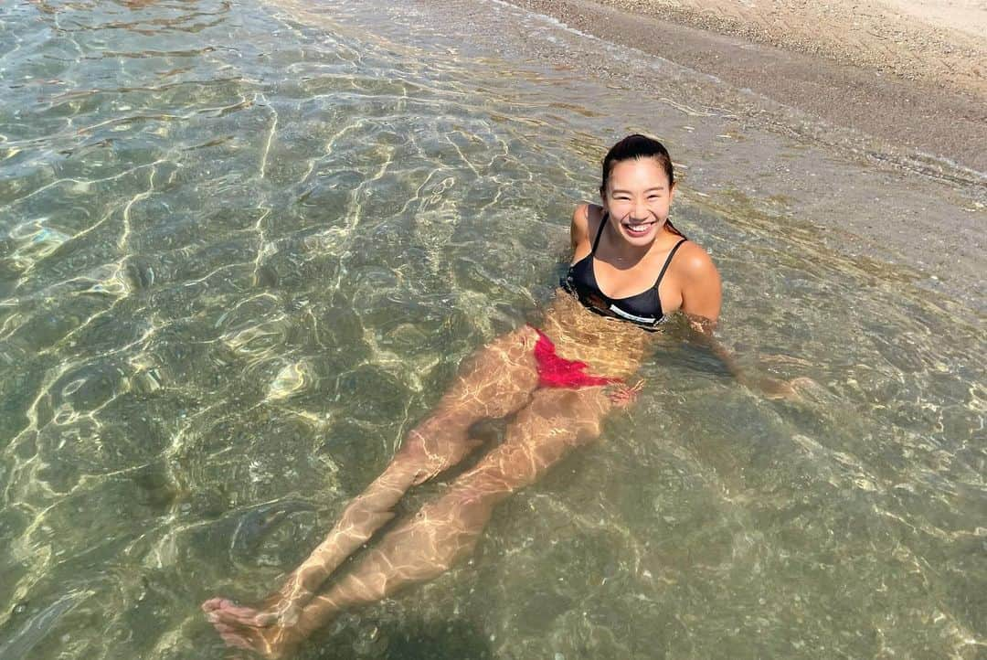 村上礼華さんのインスタグラム写真 - (村上礼華Instagram)「🏖☀️ 今年初海！！ 透明感半端なかったなー 大好きな海の仲間入りしました✌🏻 #turkey#kusadasi#sea」5月24日 22時28分 - re_ka.m